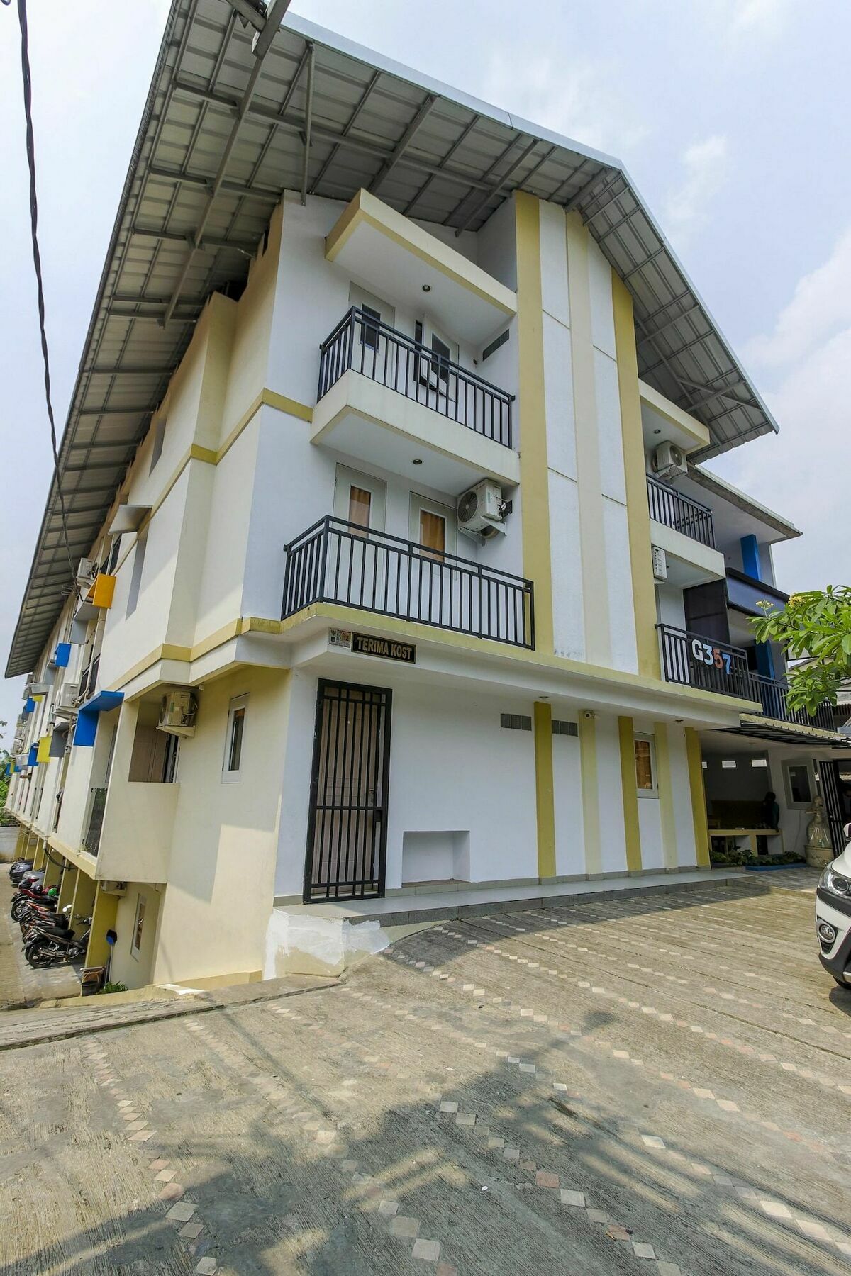 G357 Near Margo City Depok Exterior foto